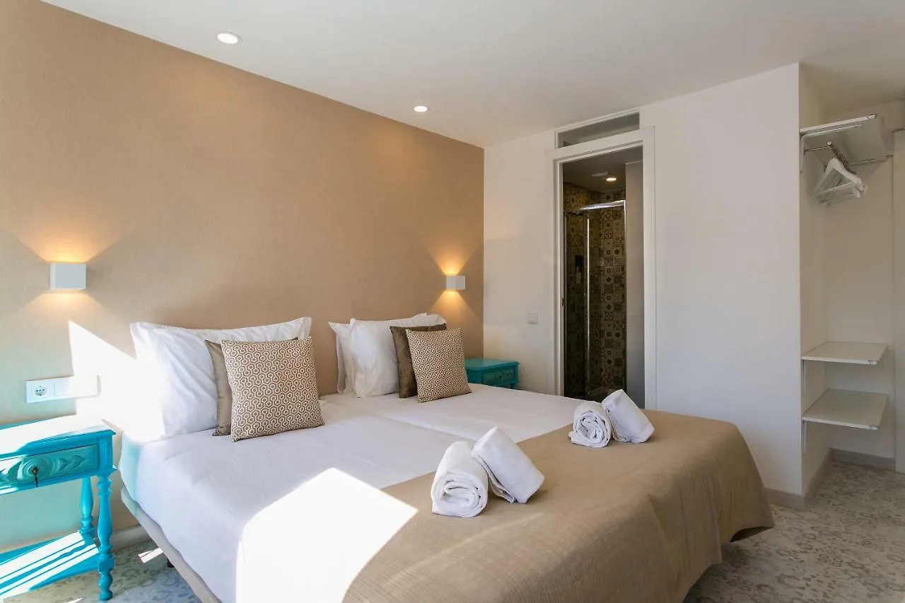 Guest house Suites Amalia Guesthouse Near Rossio Square Lisbon