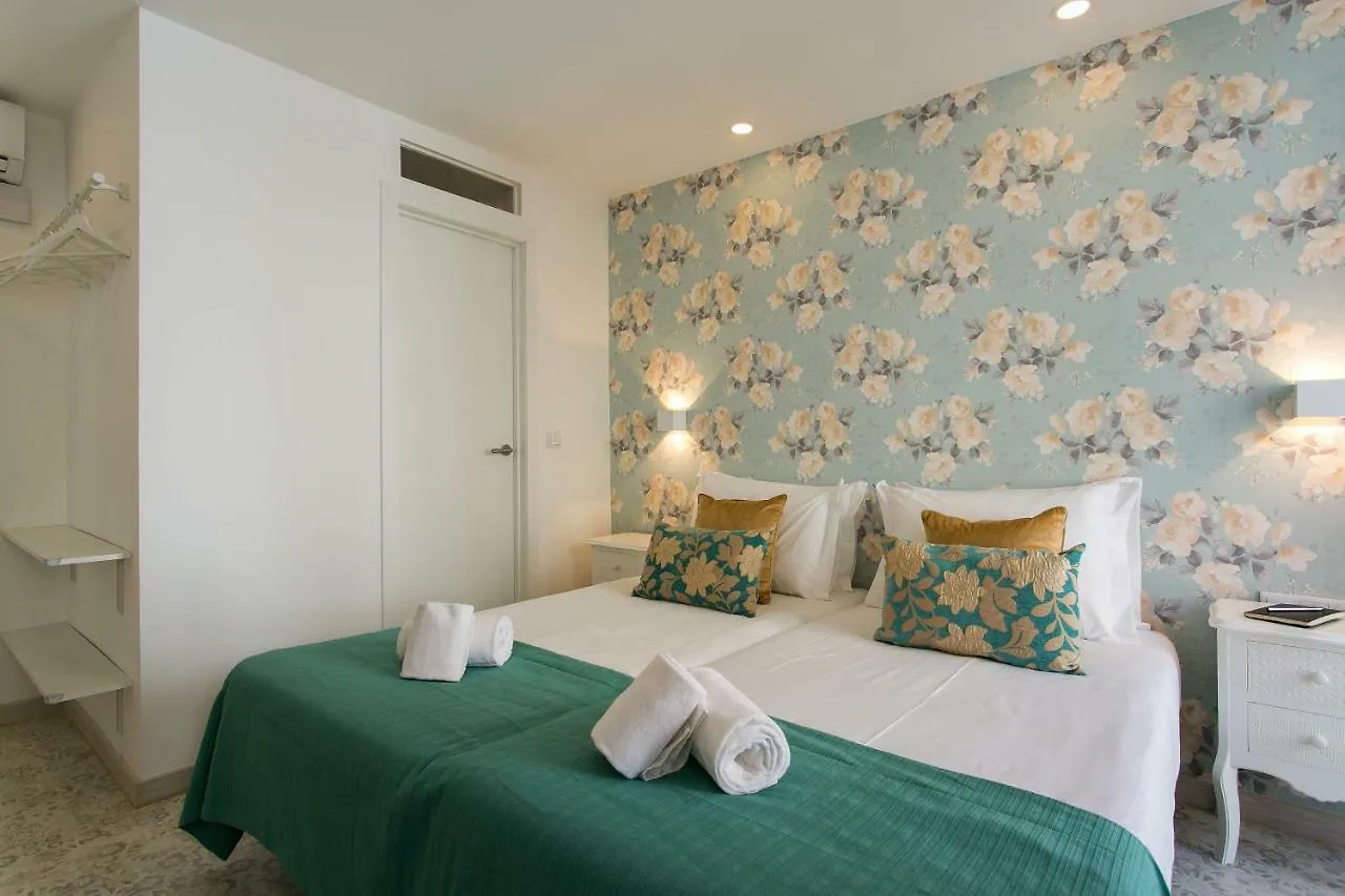 Suites Amalia Guesthouse Near Rossio Square Lisbon 3*,  Portugal