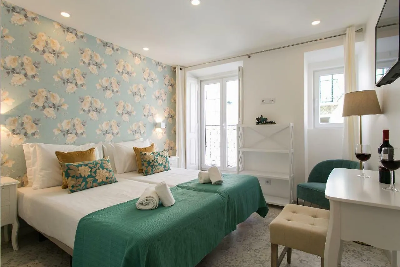 Suites Amalia Guesthouse Near Rossio Square Lisbon