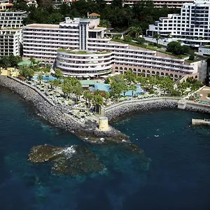 royal-savoy.madeira-islandshotels.com/