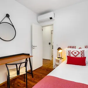 Whome Urban Tech Retreat, Modern Hubs For Remote Living Lisbon