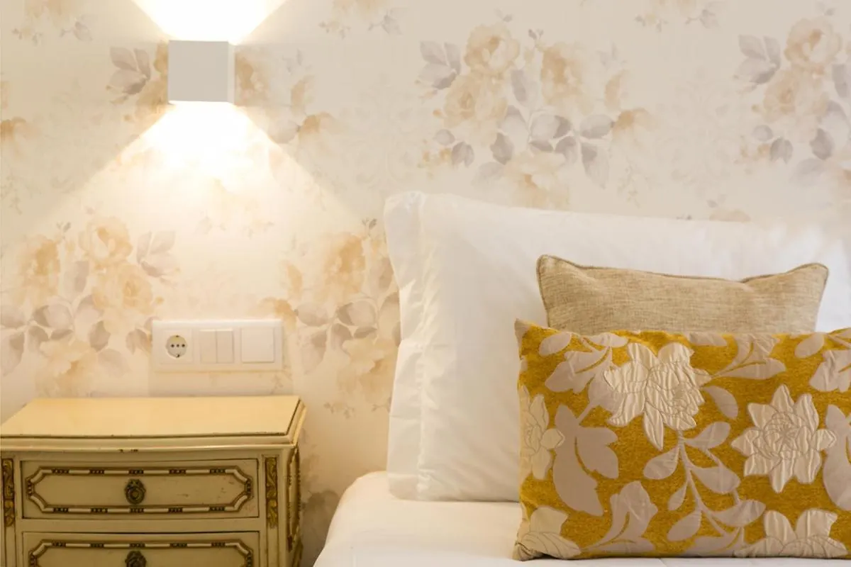 Suites Amalia Guesthouse Near Rossio Square Lisbon Guest house